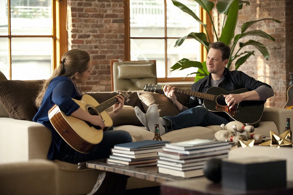 Will Gardner (Josh Charles)  et sa soeur Aubrey Gardner (Merritt Wever) partagent un moment musical 