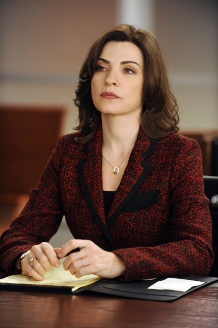 Alicia (Julianna Marguelies) au tribunal 